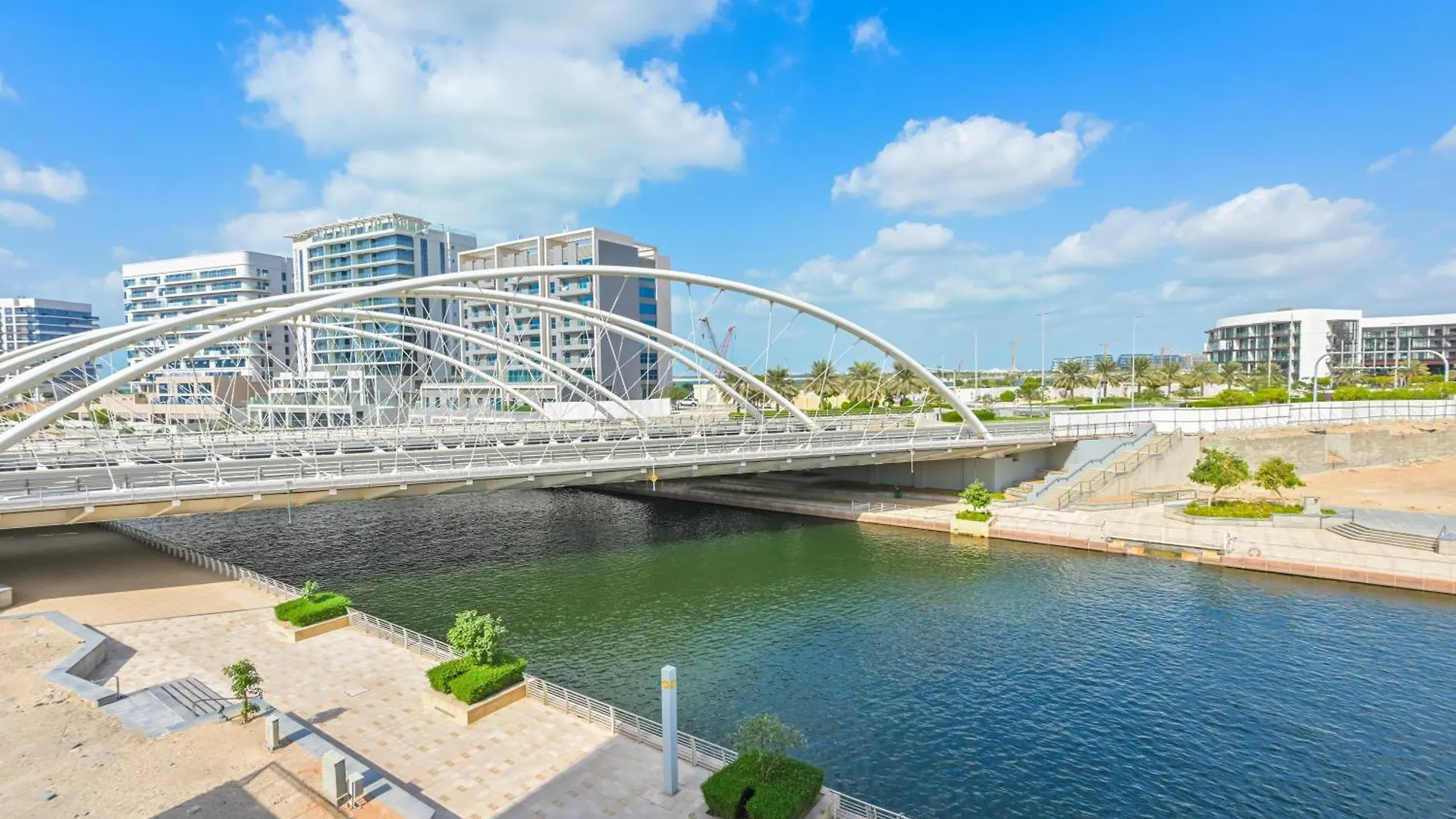 Rooftop Pool - Designer'S Choice - Full Canal View Abu Dhabi